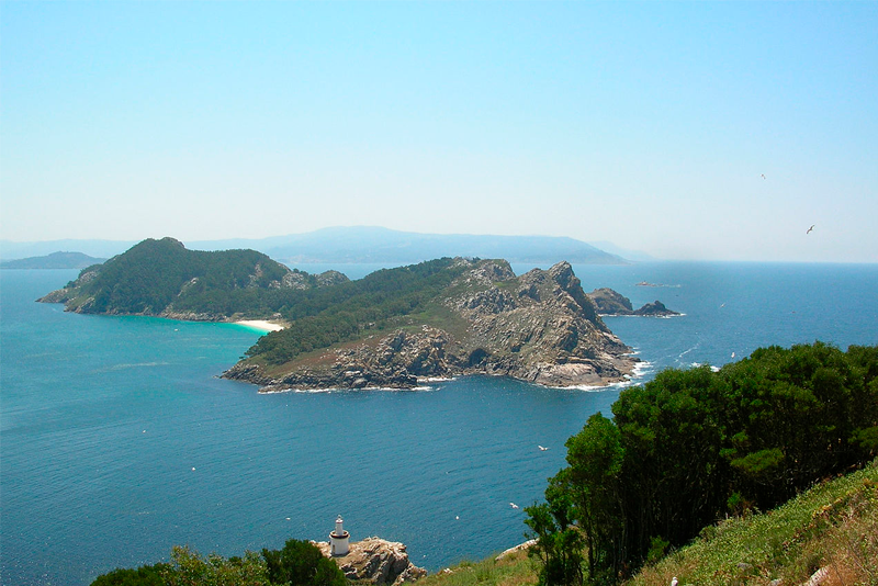 Las Islas Cíes vuelven a enamorar a los gallegos